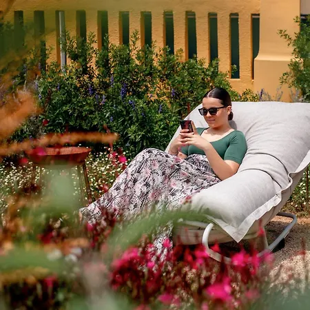 Otel Costiero Elegant Mare